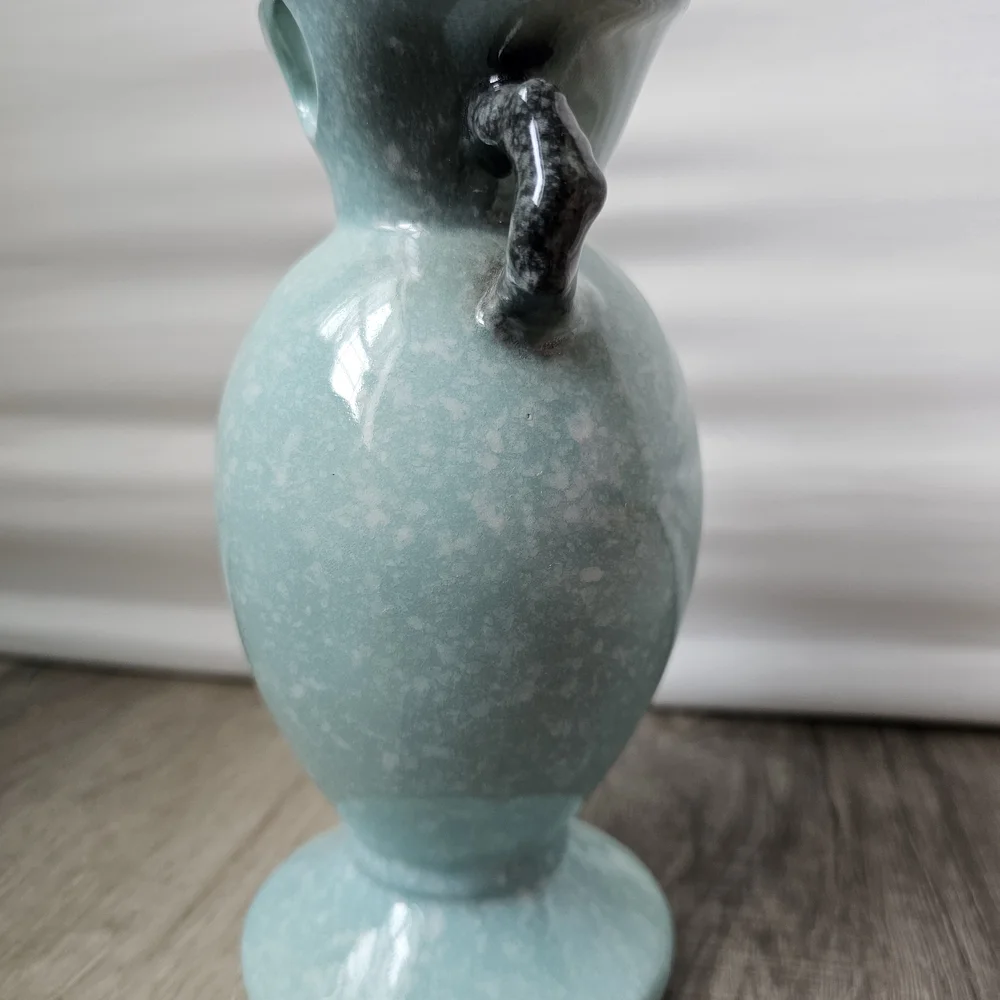 Vintage Hull Pottery Vase Royal Woodland Blue Teal Speckled Glaze W4 6 1/2